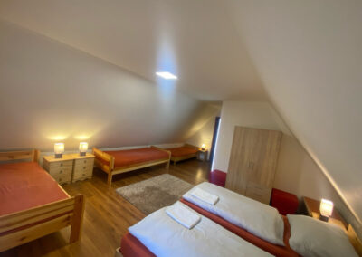 Tavas Guesthouse - room with 4 beds